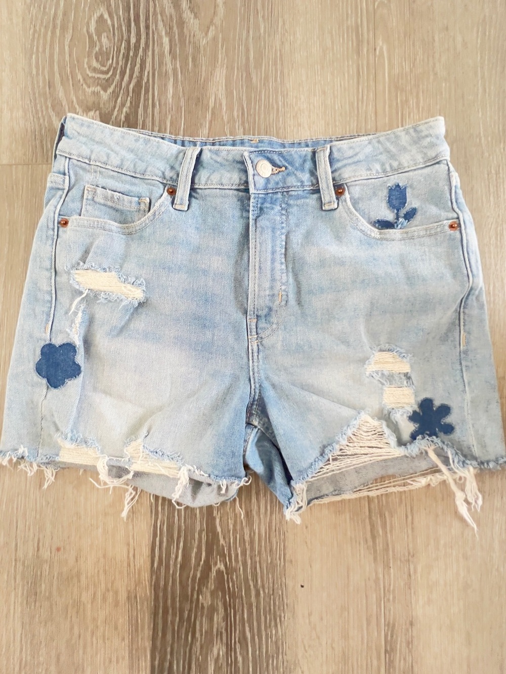 Old Navy Light Blue Distressed Denim Shorts with Dark Blue Floral Patches